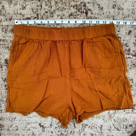 Universal Thread Shorts - Picture 5 of 10